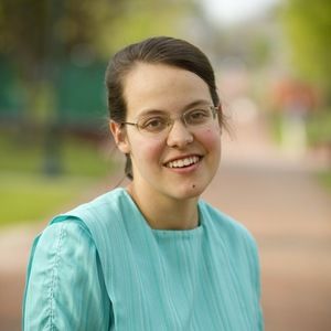 Meet your Posher, Desiree